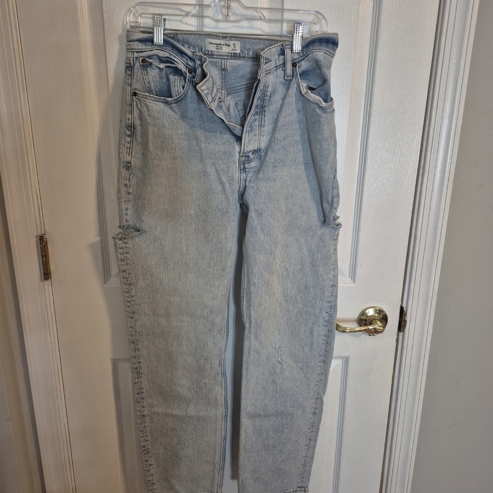 Abercrombie & Fitch Light Blue High Rise Women Jeans the dad high rise